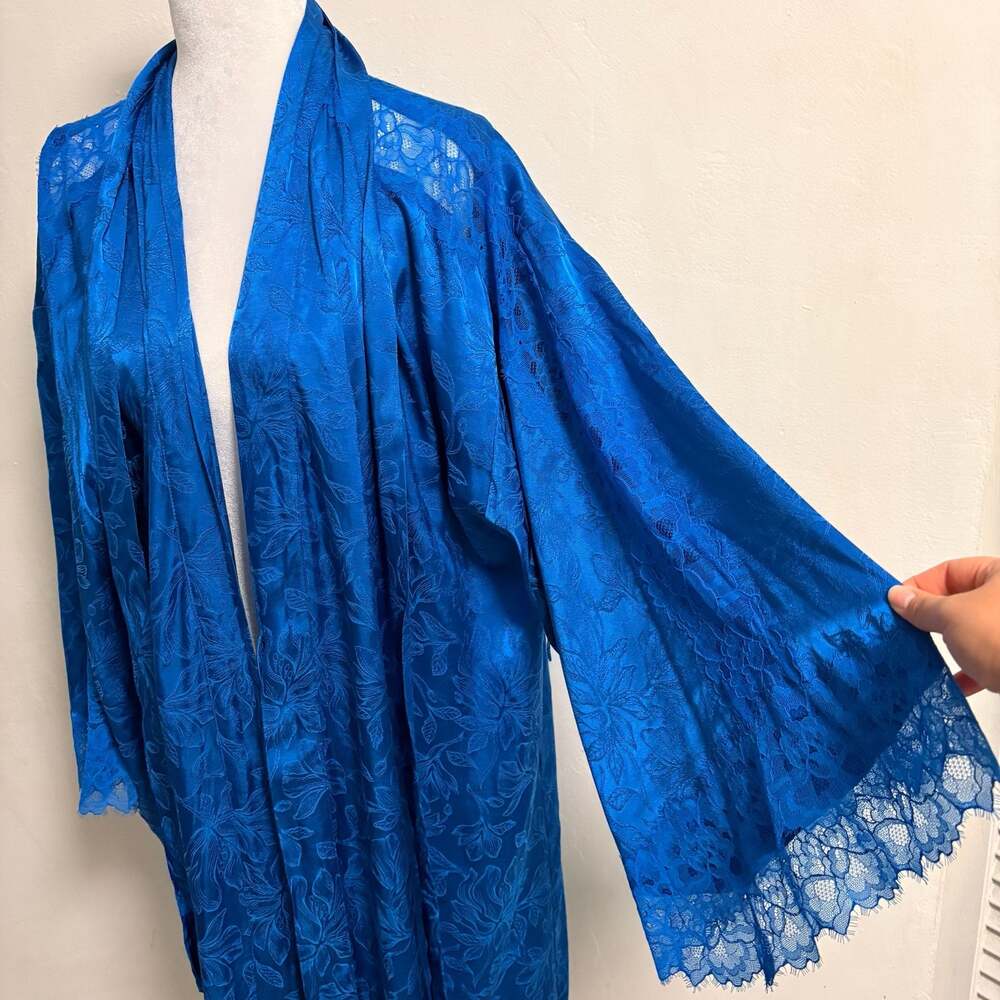 Victoria Secret Blue Satin Jacquard Lace Kimono Robe Belted Etherial Fairy M/L